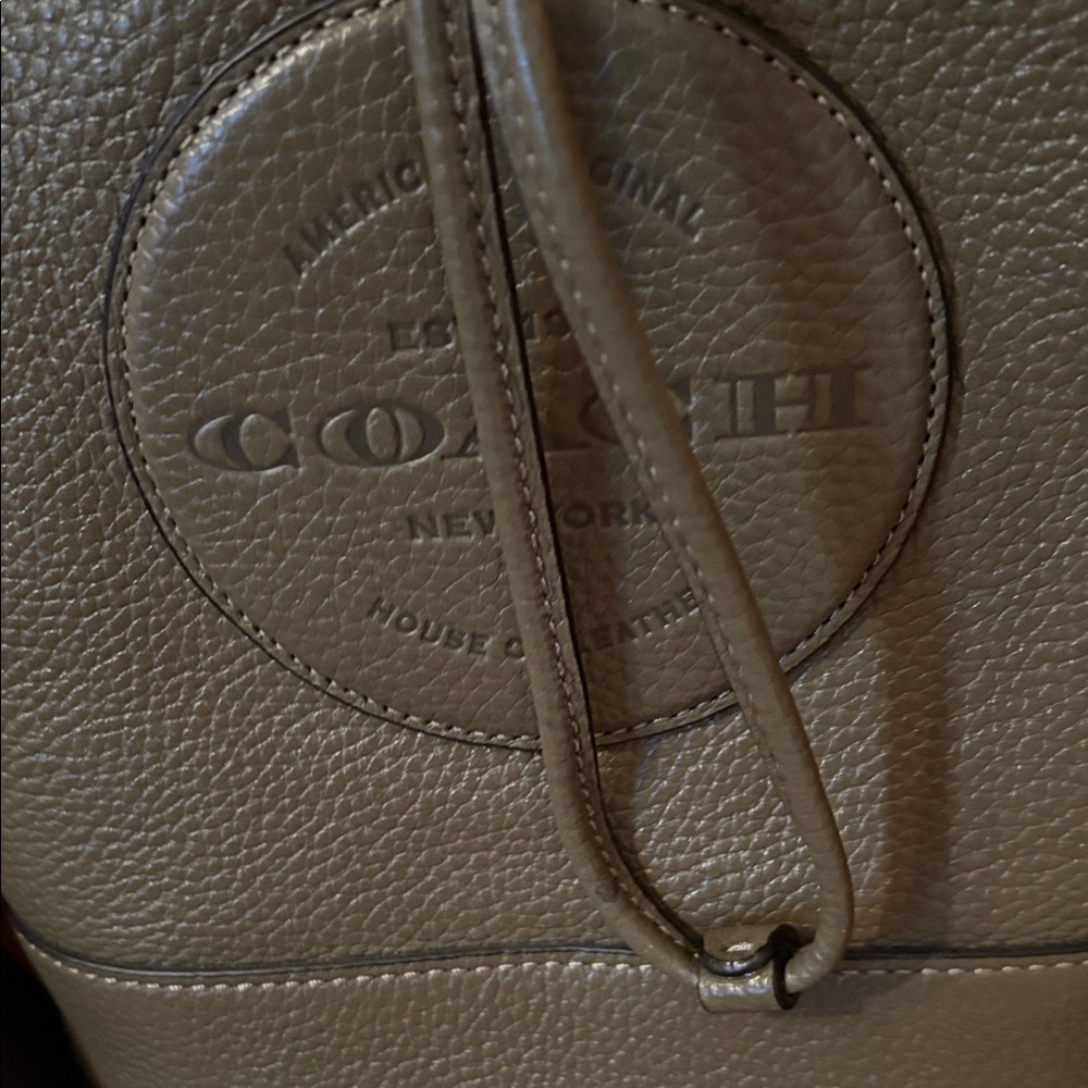 Coach Dempsey Olive Pebbled Leather Drawstring Bucket BagF2132-C4100 - Picture 3 of 14